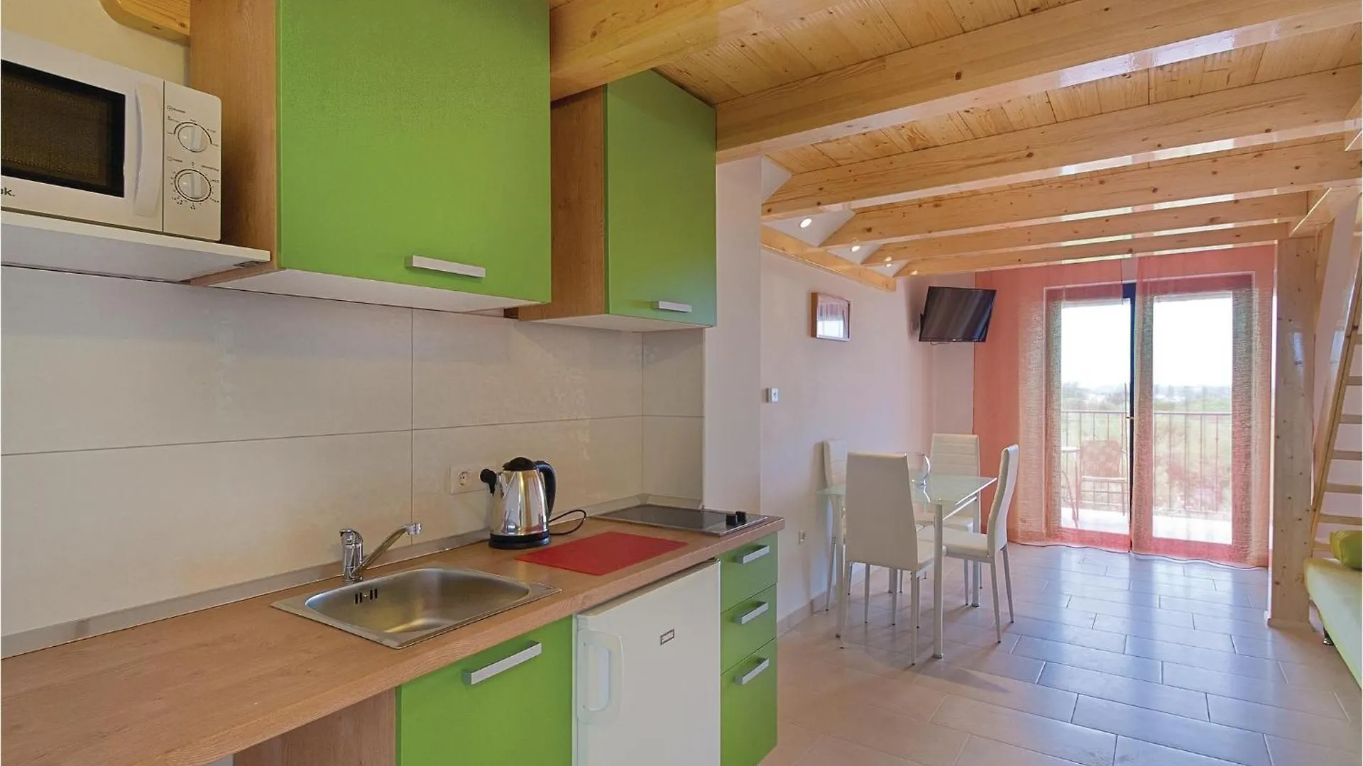 Cozy Apartment In Pula With Kitchen Croatia