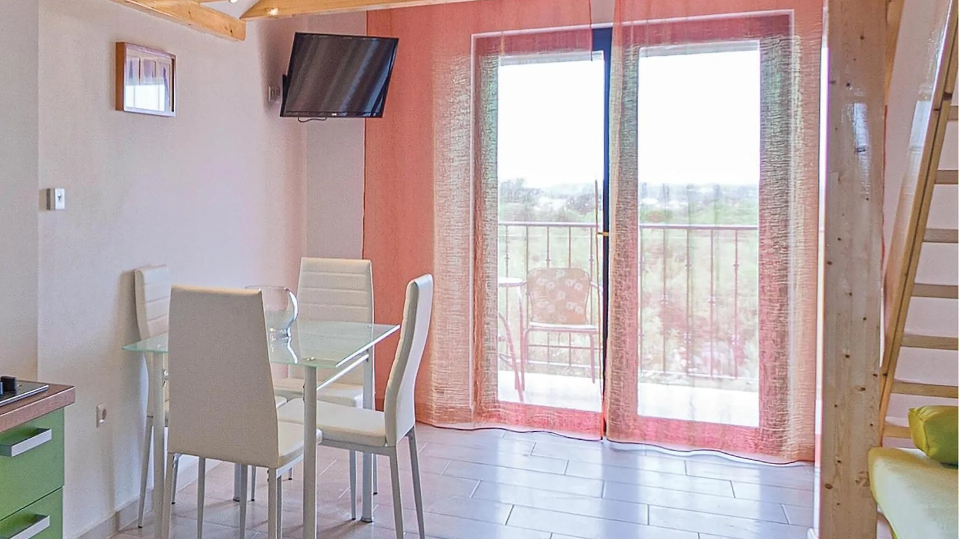 Cozy Apartment In Pula With Kitchen 0*,  Croatia